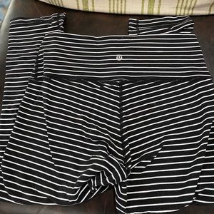 Black and white stripe high rise crop lululemon leggings size 10